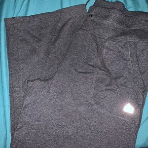 Reebok Capri work out pants M